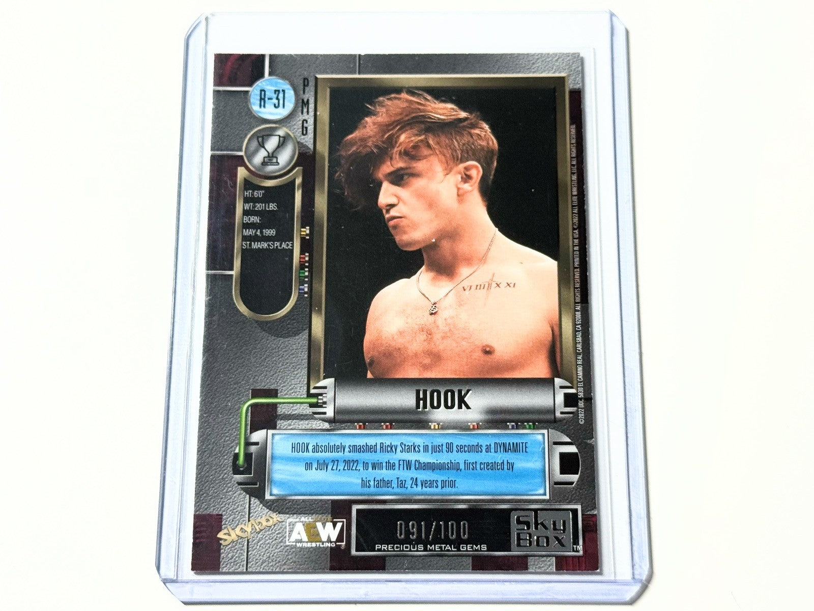 2022 Skybox AEW Metal Universe Hook PMG Precious Metal Gems Retro Red /100 Card R-31