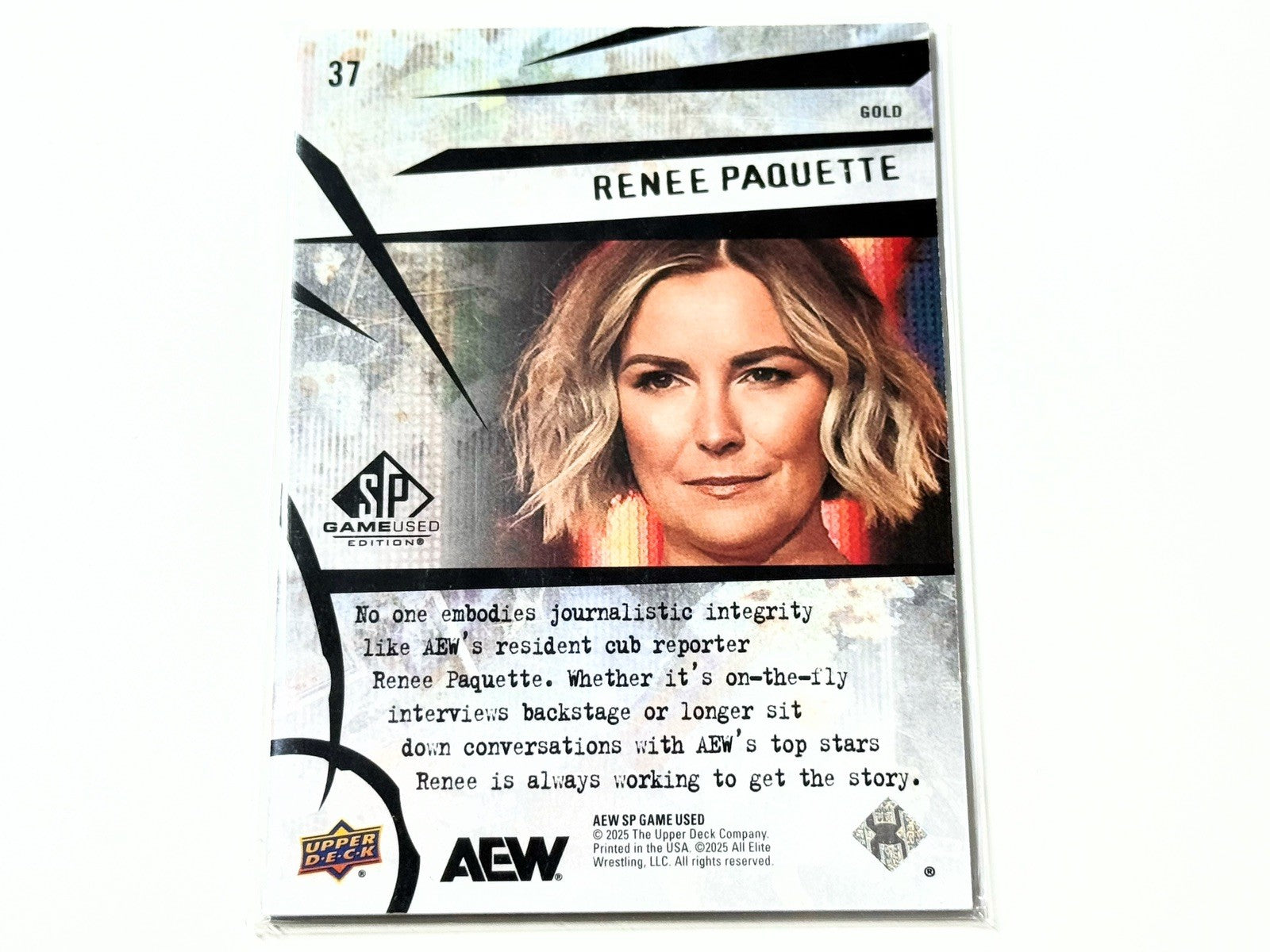 2025 Upper Deck AEW SP Game Used Renee Paquette Gold Parallel /99 Card #37