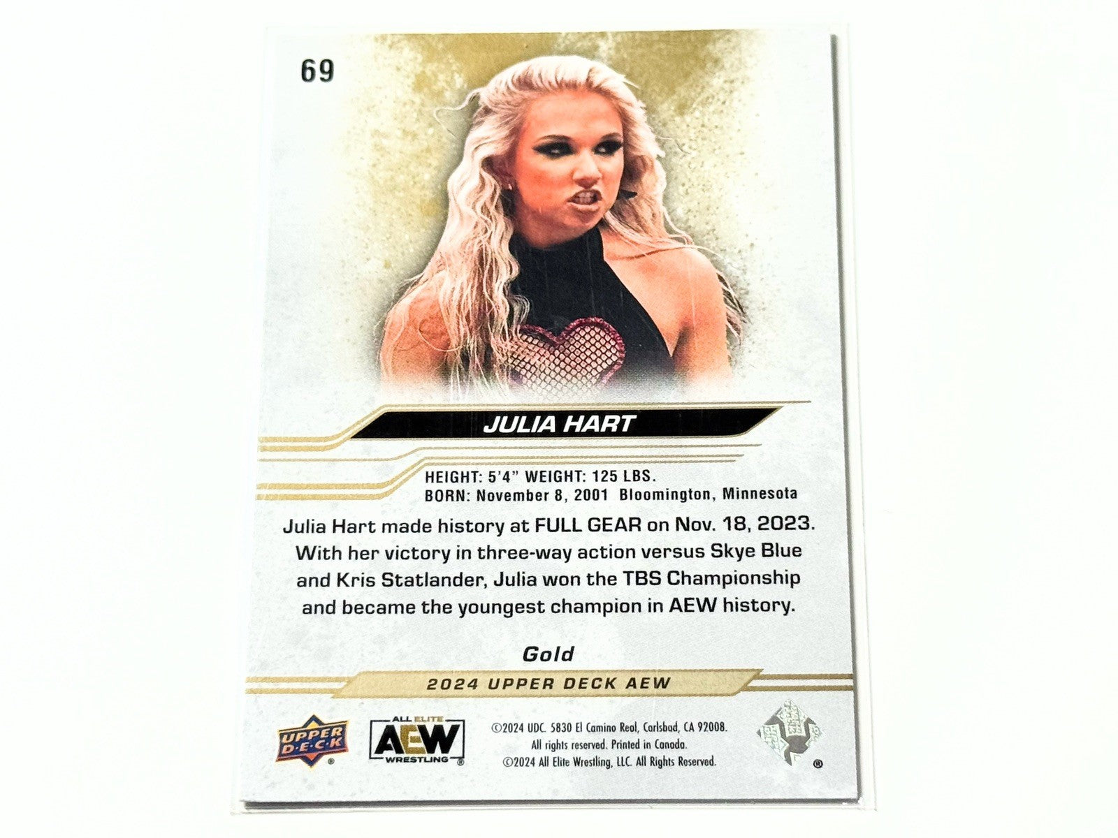2024 Upper Deck AEW Flagship Julia Hart Gold Parallel Card #69