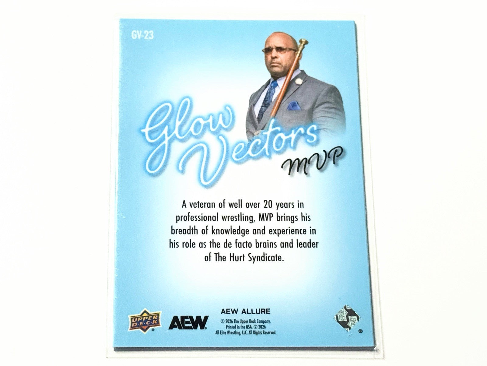 2026 Upper Deck AEW Allure MVP Glow Vectors Card GV-23
