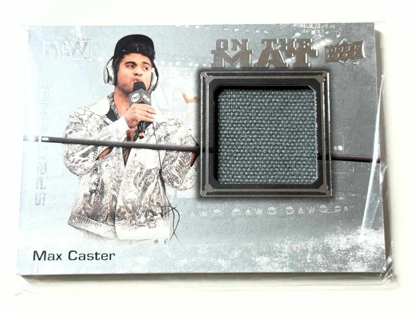 2021 Upper Deck AEW Spectrum Max Caster On The Mat Relic Card OTM-23
